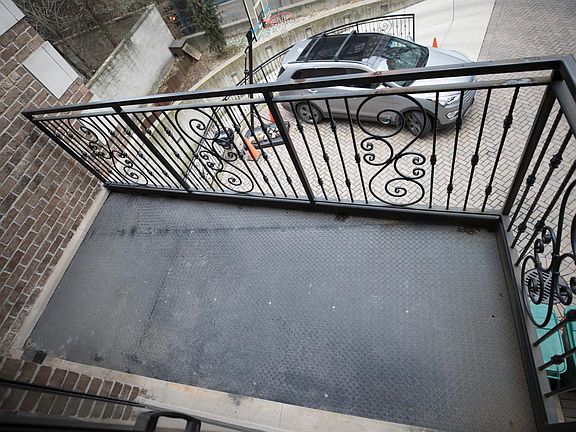5th image of 670 N Peoria St APT 2B
