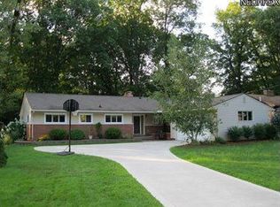 576 Winslow Ave, Akron, OH 44313