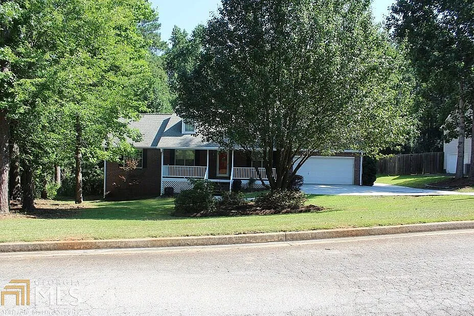 106 Bradford Pl photo 1