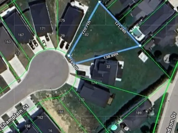 33 Champlain Ct, Chatham Kent, ON N7L 0C4