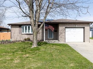 278 N Seine Dr, Cheektowaga, NY 14227