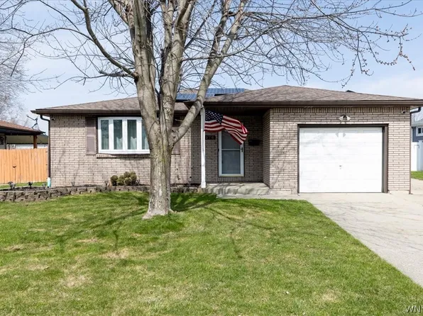 278 N Seine Dr, Cheektowaga, NY 14227