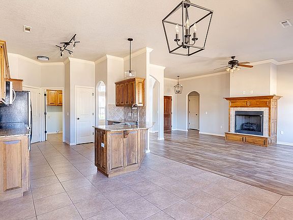 2nd image of 3105 SW Pine Valley Rd