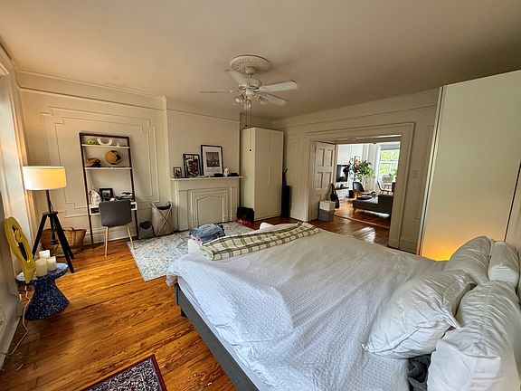 5th image of 138 Kane St #2