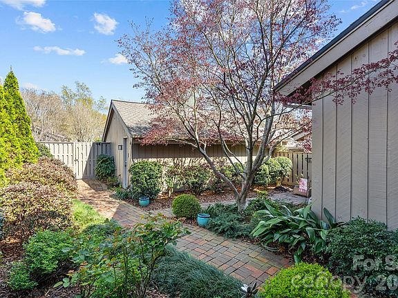 5th image of 5120 Dunes Ct