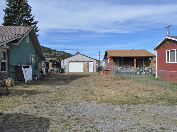 Oregon Ave, Butte, MT 59701
