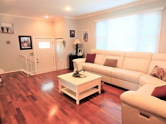 4th image of 3333 Webley Ct