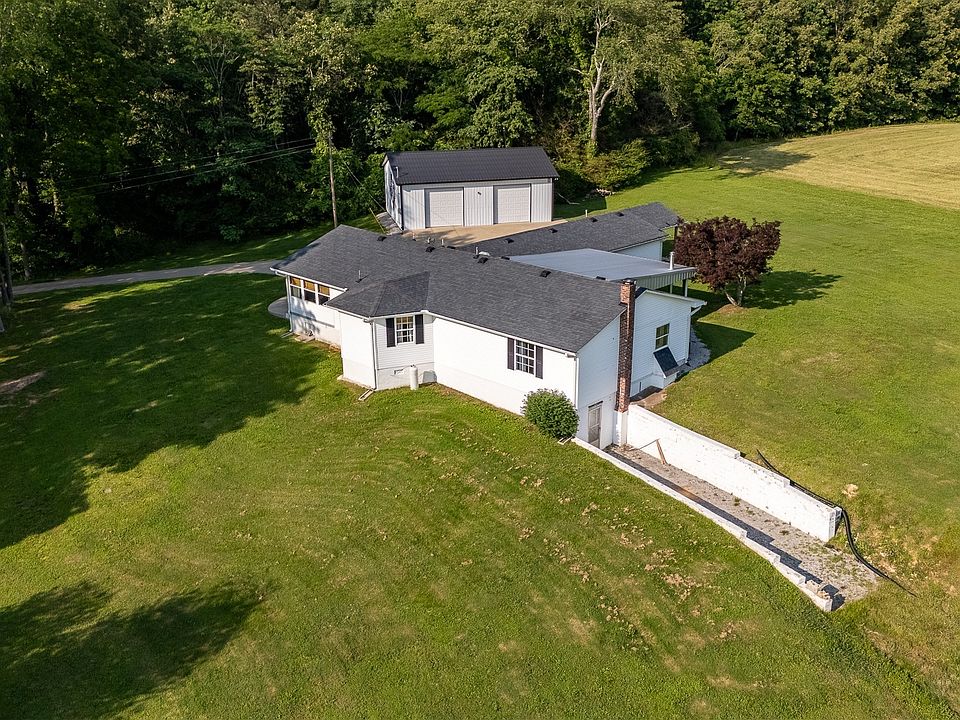 1st image of 876 W Point Rd