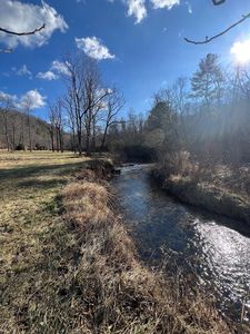 35-39B Peacock Dr #A, Hillsville, VA, 24343
