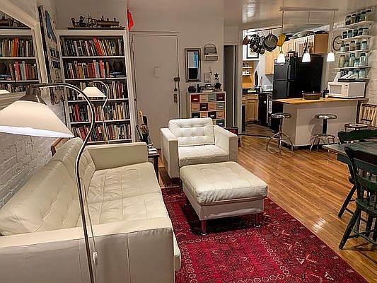 4th image of 121 W 92nd St