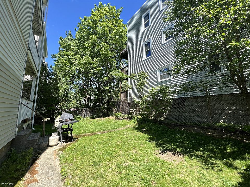 16-18 Silvey Pl. #2 Somerville Shared Unit Photo 27