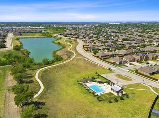 530 San Angelo Dr, Forney, TX 75126