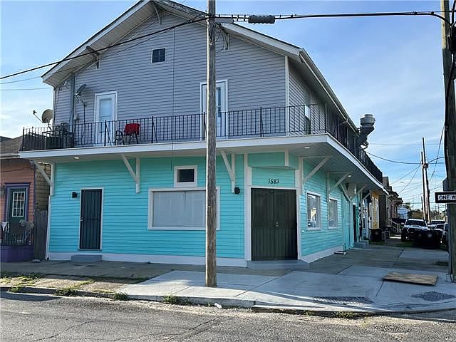 1st image of 1583 N Prieur St
