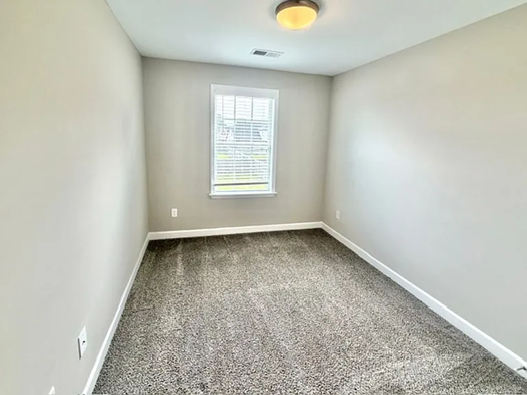 8750 Windstone Estate Dr — Photo 11
