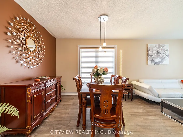 2330 Grand Oak Trl — Photo 6