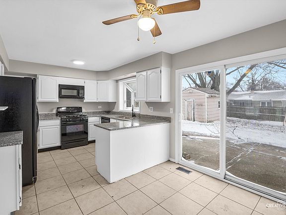 4th image of 189 Mayfield Dr