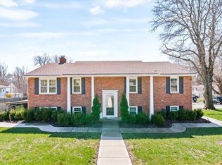 10105 W 55th St, Merriam, KS 66203