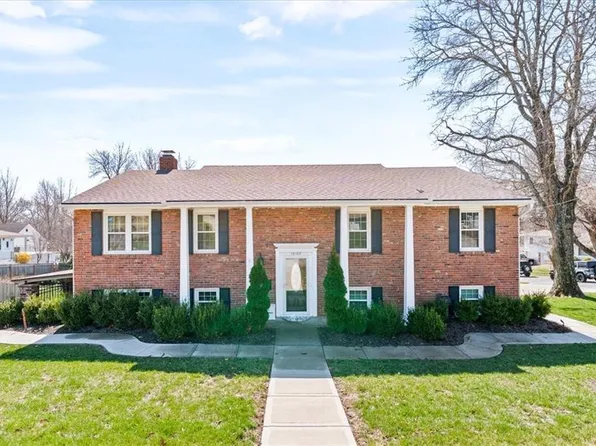 10105 W 55th St, Merriam, KS 66203