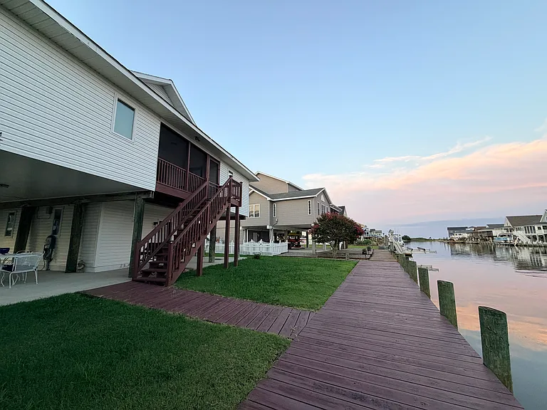 37472 Sailors Ct — Photo 13