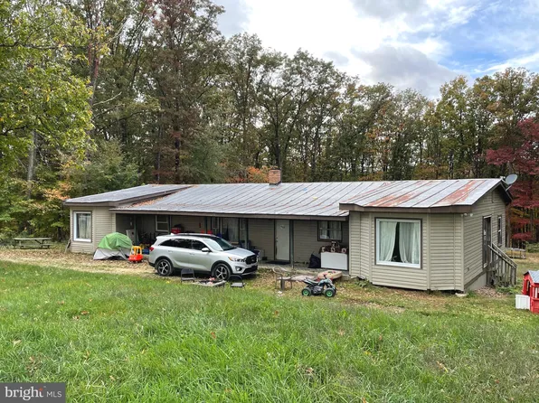 1218 Heide Cooper Rd, Shanks, WV 26761
