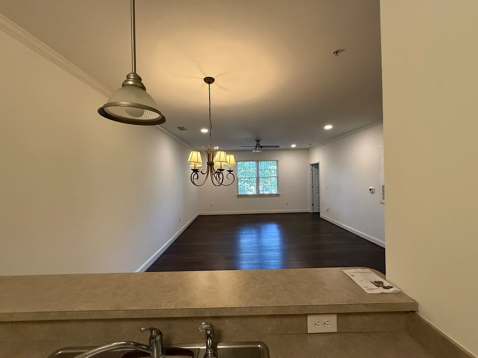2 bed, 1220 sqft, $1,995 — Photo 4