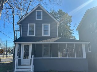 600 W 6th St #B, Palmyra, NJ 08065