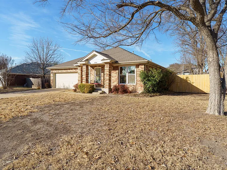 6700 Carisbrooke Ln — Photo 20