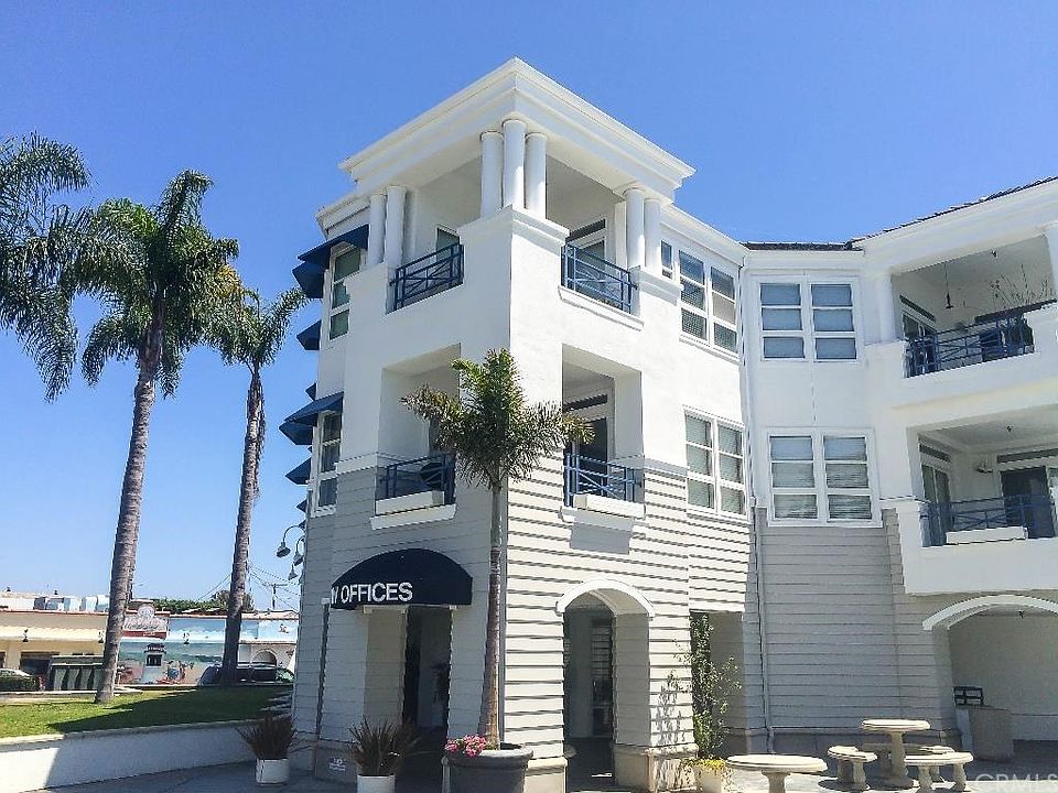 1st image of 2700 Newport Blvd APT 220