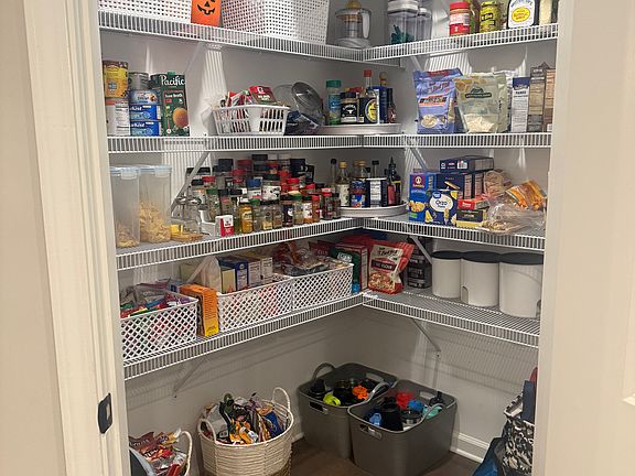 walk in pantry