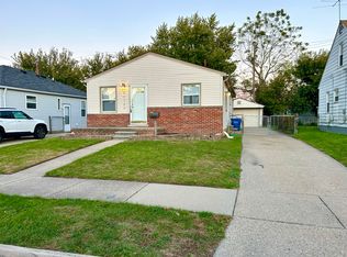 20720 Dexter Blvd, Warren, MI 48089