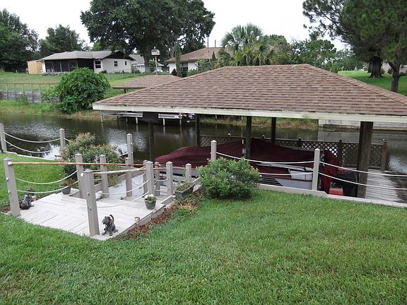 new stairs to boatlift dock
