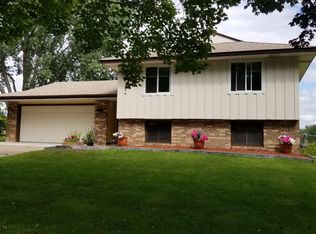 8640 81st St S, Cottage Grove, MN 55016