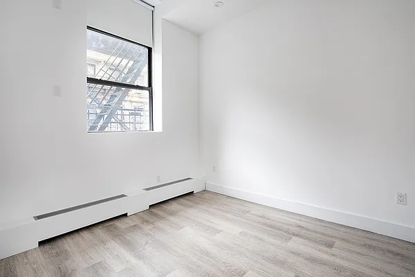 Rented by Compass | media 7