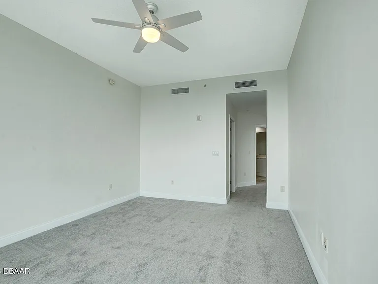 241 Riverside Dr #2509 — Photo 15