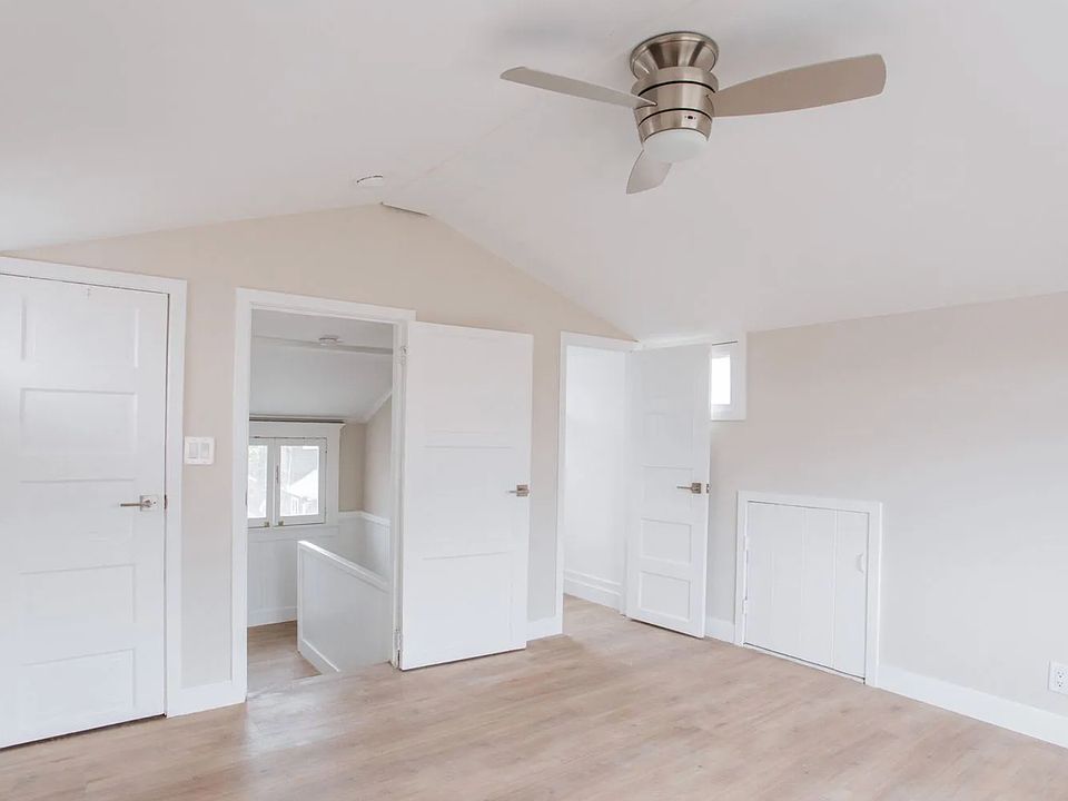 1st image of 40 Clubhouse Ave #1/2