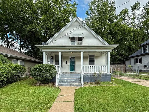 820 S New Ave Photo 1