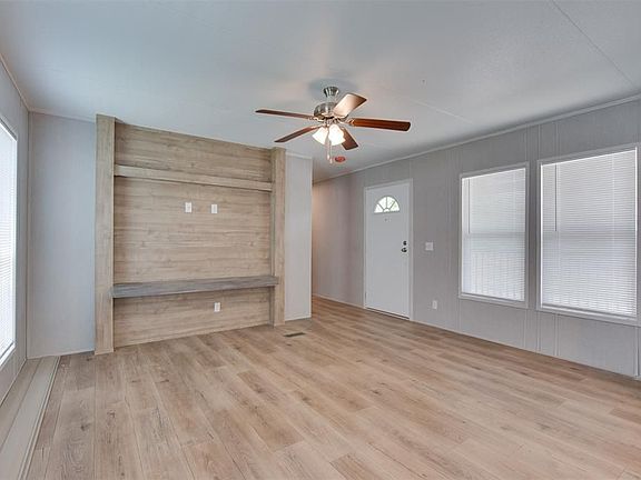 3rd image of 315A Broadmore Dr