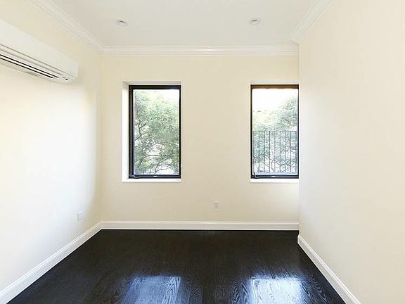 3rd image of 23 Hemenway St #12