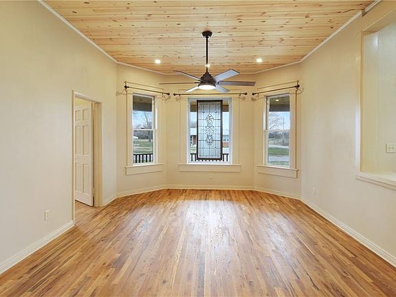 4th image of 1000 Briggs Ave