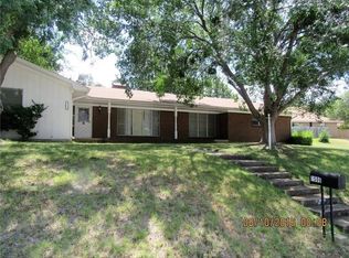 1500 S Houston Ave, Denison, TX 75021