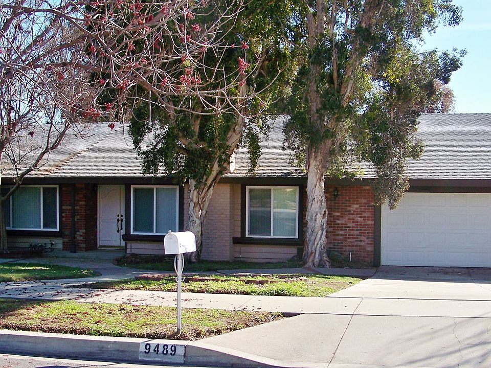 1st image of 9489 Orange St