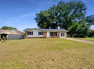 523 Pinewood Cir, Fort Oglethorpe, GA 30742