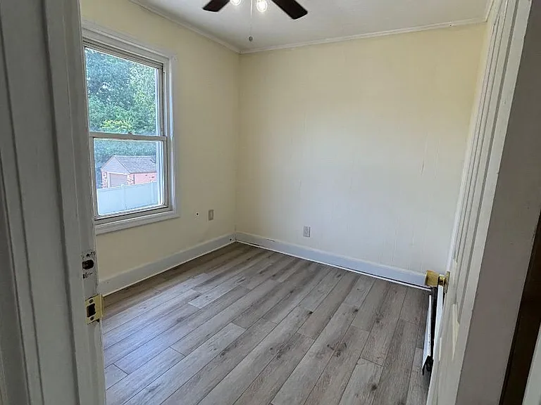 154 West St — Photo 9