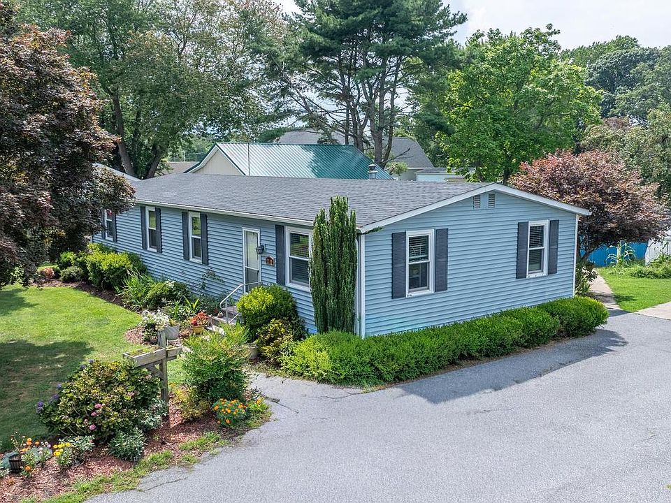 1st image of 2072 Ramblewood Dr S