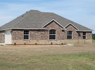 5692 Fm 1569, Farmersville, TX 75442