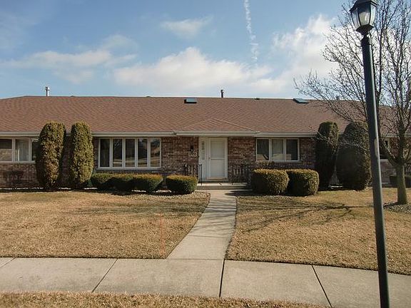 2nd image of 17953 Iowa Ct