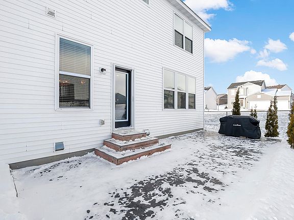 4th image of 20502 Granville Ln