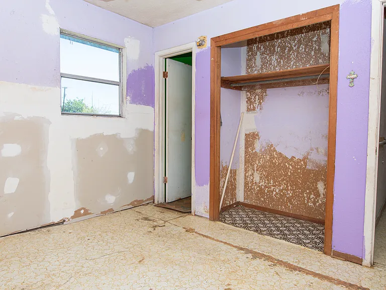 407 Nugier St — Photo 27