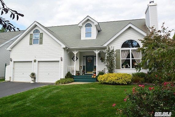 1st image of 4 Deauville Ct