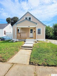 4319 N 32nd St, Omaha, NE, 68111